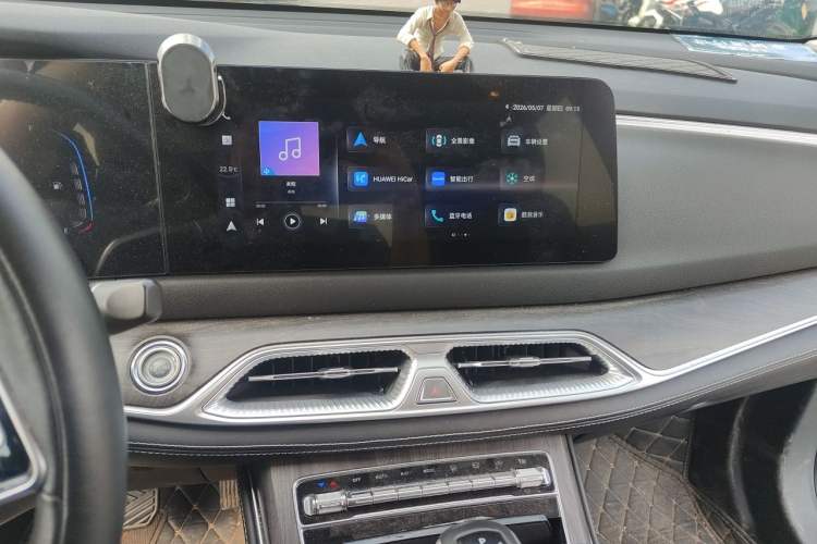 Used Dongfeng Fengon 580 2022 1.5T Automatic Enjoyment Model Audio And AC Panel