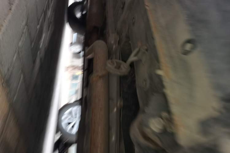Used Dongfeng Fengon 580 2022 1.5T Automatic Enjoyment Model Chassis Rear Left