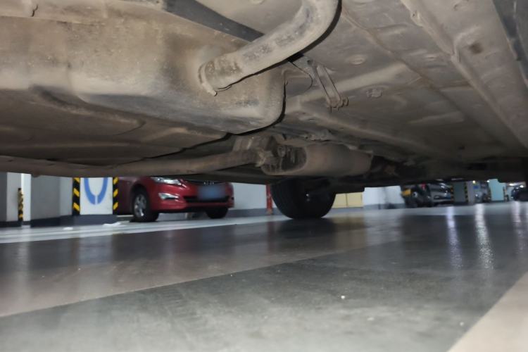 Used Dongfeng Fengon 580 2022 1.5T Automatic Luxury Edition Chassis Rear Right
