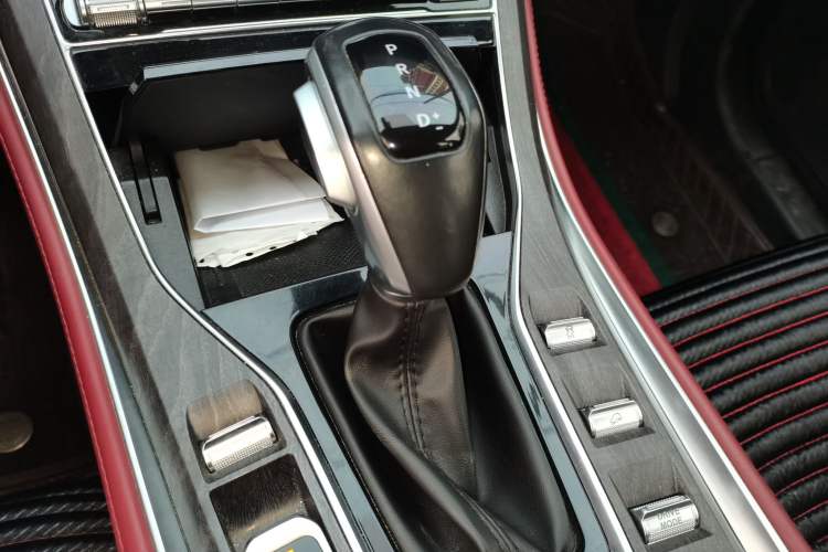 Used Dongfeng Fengon 580 2022 1.5T Automatic Enjoyment Model Gear Lever