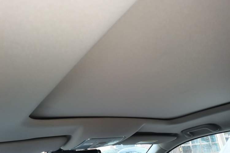Used Dongfeng Fengon 580 2022 1.5T Automatic Enjoyment Model Headliner