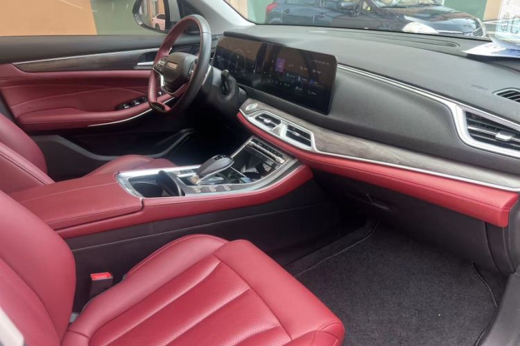 Used Dongfeng Fengon 580 2022 1.5T Automatic Luxury Edition Interior 7
