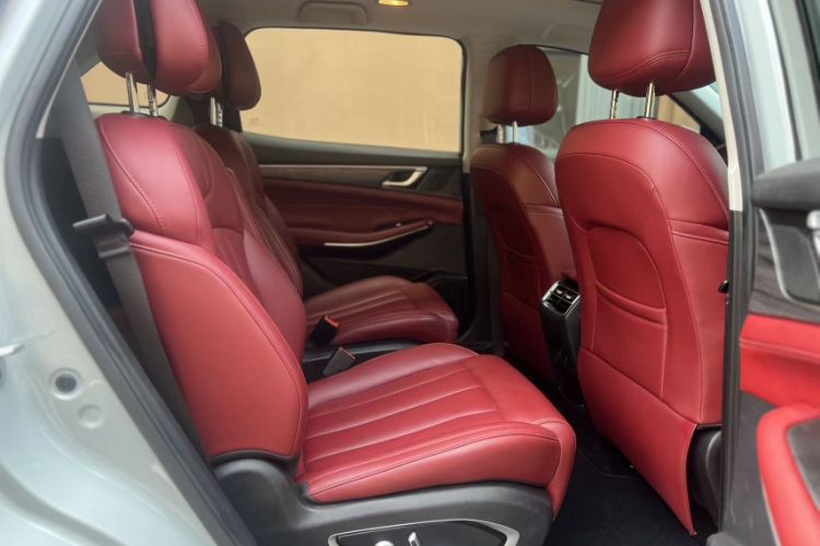 Used Dongfeng Fengon 580 2022 1.5T Automatic Luxury Edition Interior 8