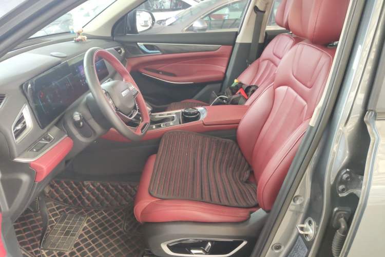 Used Dongfeng Fengon 580 2022 1.5T Automatic Enjoyment Model Left Front Seat