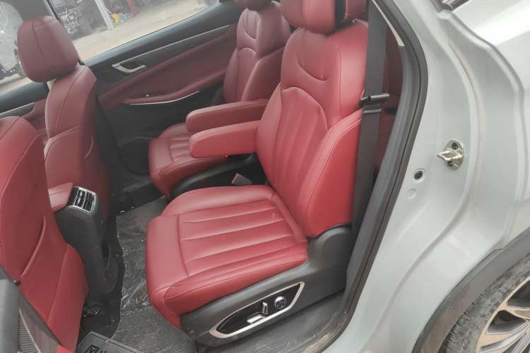 Used Dongfeng Fengon 580 2022 1.5T Automatic Luxury Edition Left Rear Seat