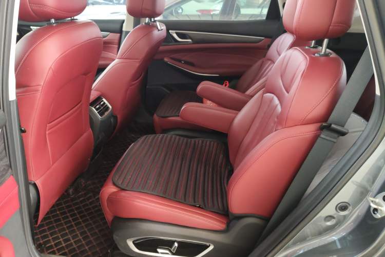 Used Dongfeng Fengon 580 2022 1.5T Automatic Enjoyment Model Left Rear Seat