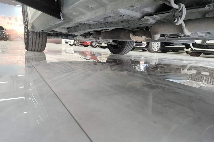 Used Dongfeng Fengon 580 2022 1.5T Automatic Luxury Edition Left Side Sill