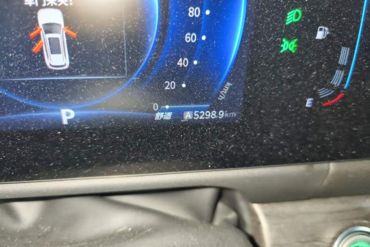 Used Dongfeng Fengon 580 2022 1.5T Automatic Luxury Edition Odometer Close Up