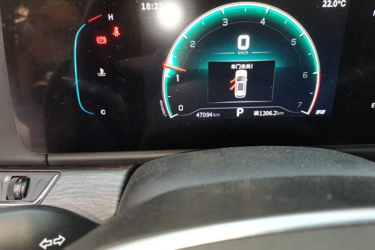 Used Dongfeng Fengon 580 2022 1.5T Automatic Enjoyment Model Odometer Close Up