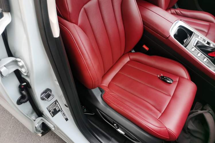 Used Dongfeng Fengon 580 2022 1.5T Automatic Enjoyment Model Right Front Seat