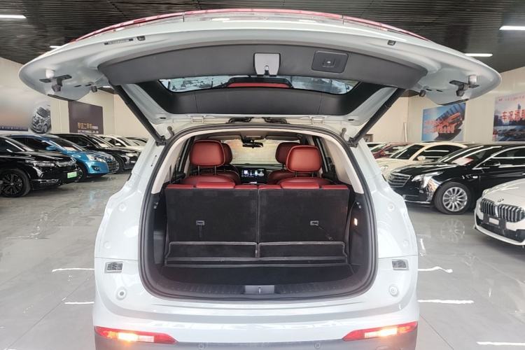 Used Dongfeng Fengon 580 2022 1.5T Automatic Luxury Edition Trunk