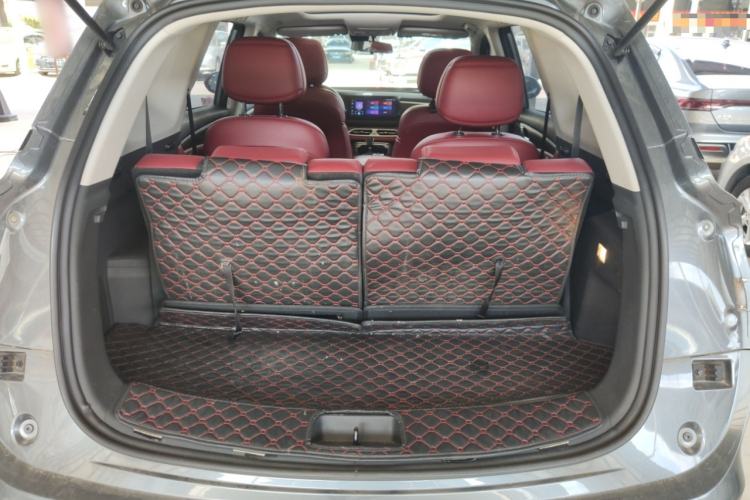 Used Dongfeng Fengon 580 2022 1.5T Automatic Enjoyment Model Trunk