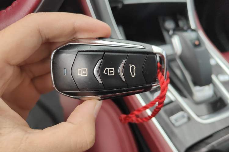 Used Dongfeng Fengon 580 2022 1.5T Automatic Luxury Edition Vehicle Key