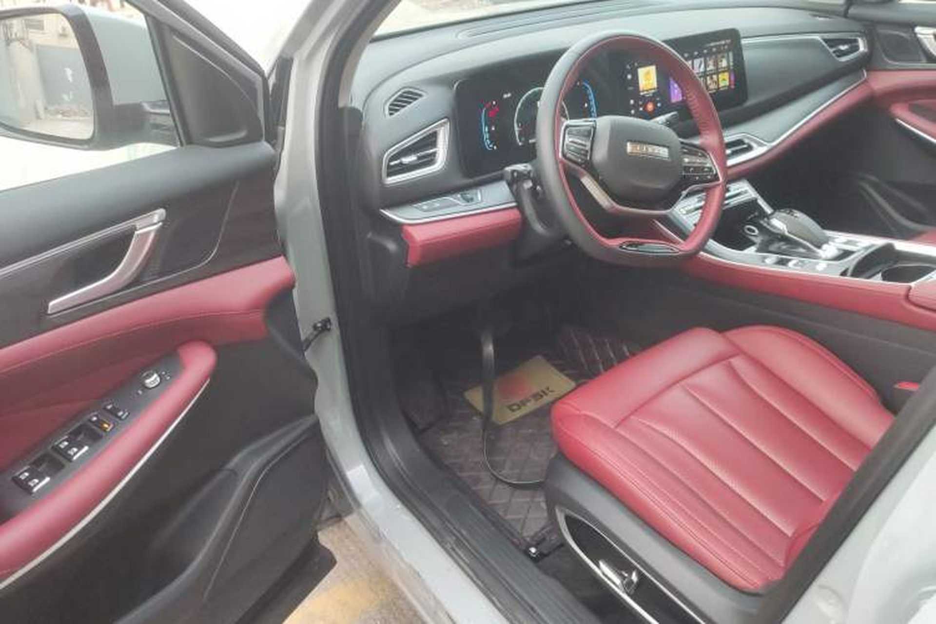 Used Dongfeng Fengon 580 2022 1.5T Automatic Luxury Edition Driver Seat