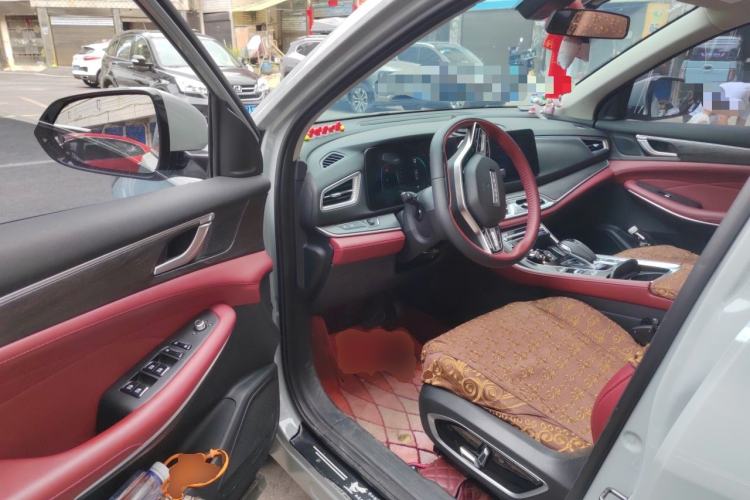 Used Dongfeng Fengon 580 2022 1.5T Automatic Luxury Edition Driver Seat