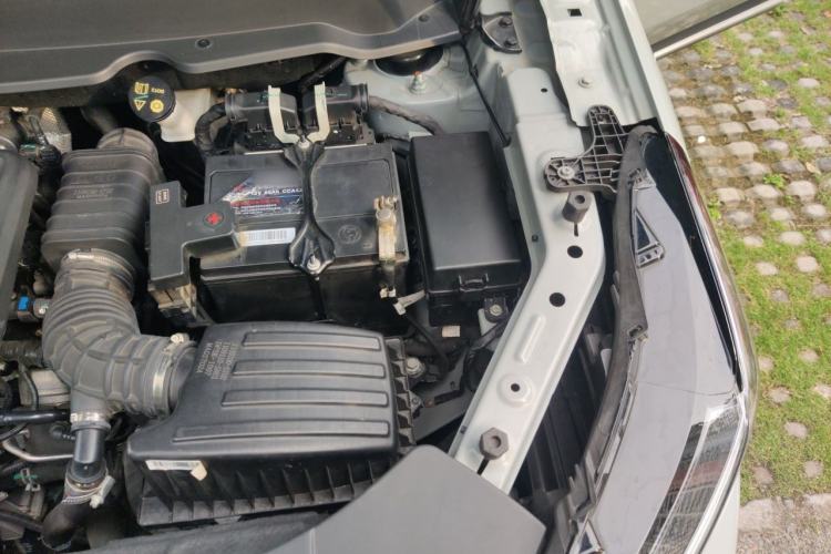 Used Dongfeng Fengon 580 2022 1.5T Automatic Luxury Edition Engine Bay Left