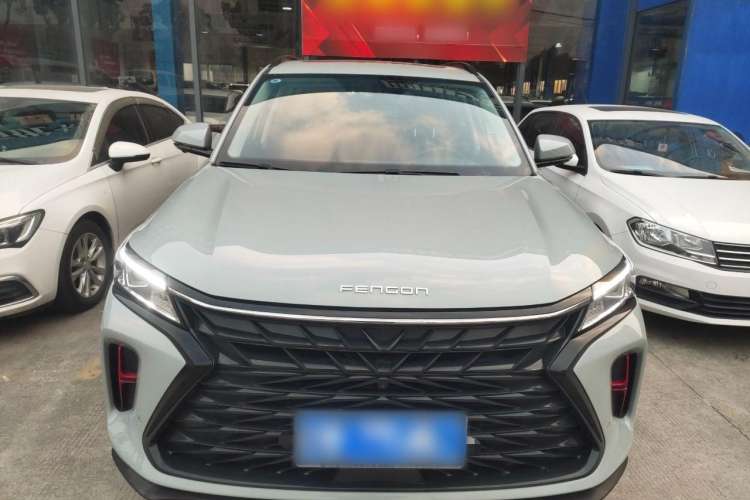 Used Dongfeng Fengon 580 2022 1.5T Automatic Luxury Edition Front