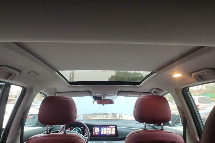 Used Dongfeng Fengon 580 2022 1.5T Automatic Luxury Edition Headliner