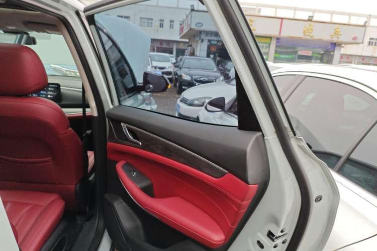 Used Dongfeng Fengon 580 2022 1.5T Automatic Enjoyment Model Interior 6