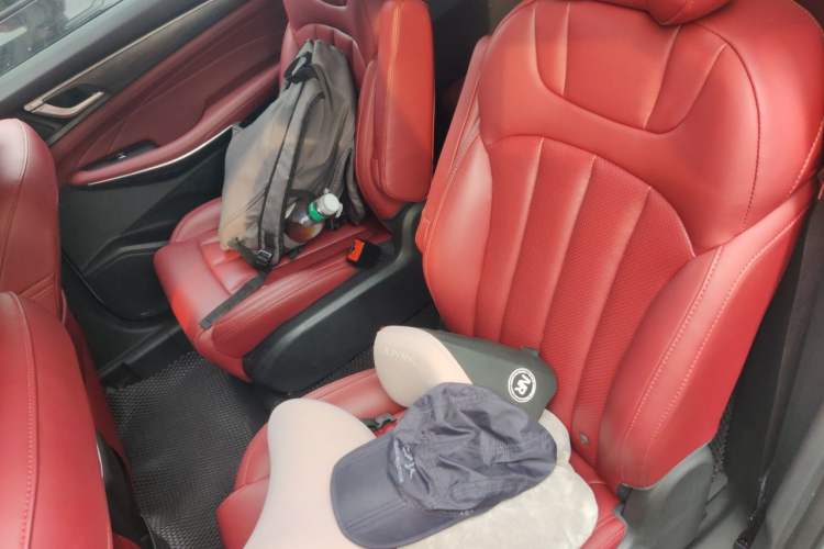 Used Dongfeng Fengon 580 2022 1.5T Automatic Luxury Edition Left Rear Seat
