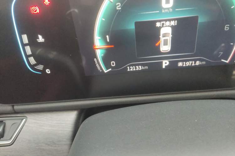 Used Dongfeng Fengon 580 2022 1.5T Automatic Luxury Edition Odometer Close Up