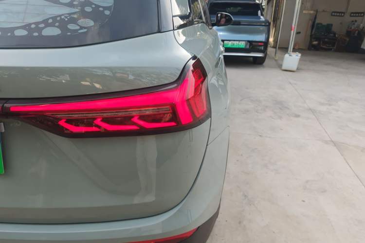 Used Dongfeng Fengon 580 2022 1.5T Automatic Enjoyment Model Right Rear Taillight