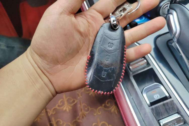 Used Dongfeng Fengon 580 2022 1.5T Automatic Luxury Edition Vehicle Key