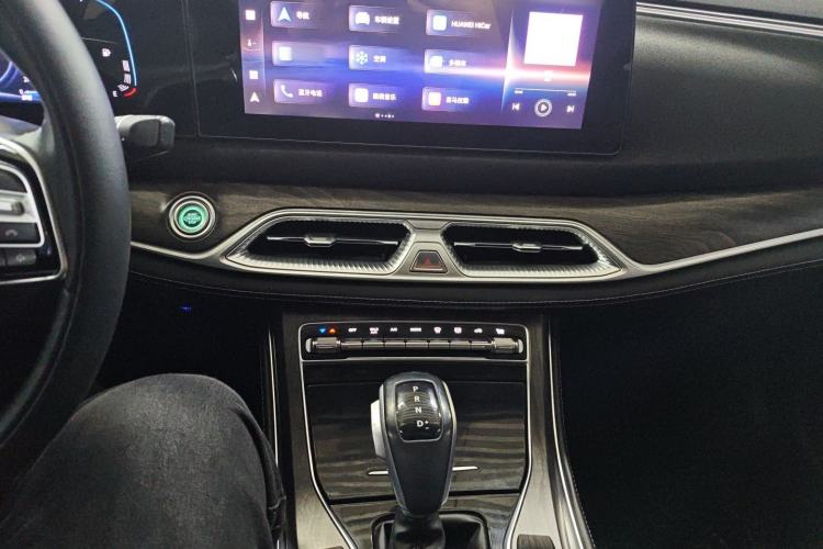 Used Dongfeng Fengon 580 2022 1.5T Automatic Luxury Version Audio And AC Panel