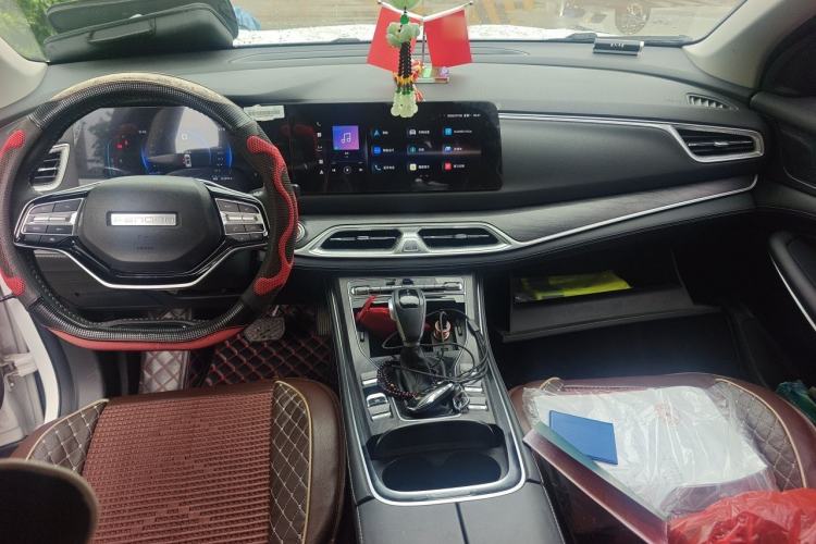 Used Dongfeng Fengon 580 2022 1.5T Automatic Luxury Version Center Console