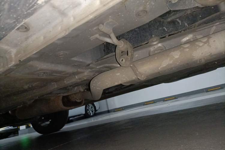 Used Dongfeng Fengon 580 2022 1.5T Automatic Enjoyment Model Chassis Rear Left