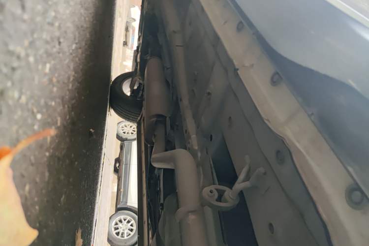 Used Dongfeng Fengon 580 2022 1.5T Automatic Enjoyment Model Chassis Rear Left