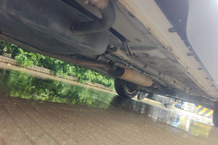 Used Dongfeng Fengon 580 2022 1.5T Automatic Luxury Version Chassis Rear Right