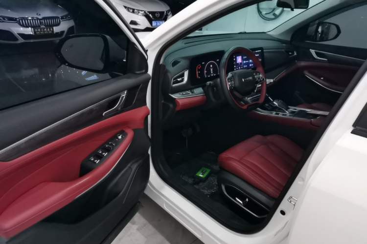 Used Dongfeng Fengon 580 2022 1.5T Automatic Luxury Edition Driver Seat