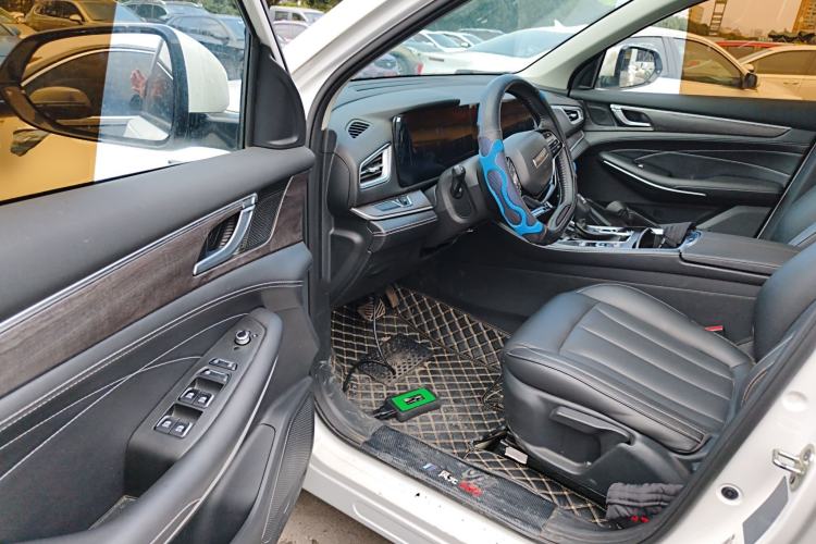 Used Dongfeng Fengon 580 2022 1.5T Automatic Luxury Version Driver Seat