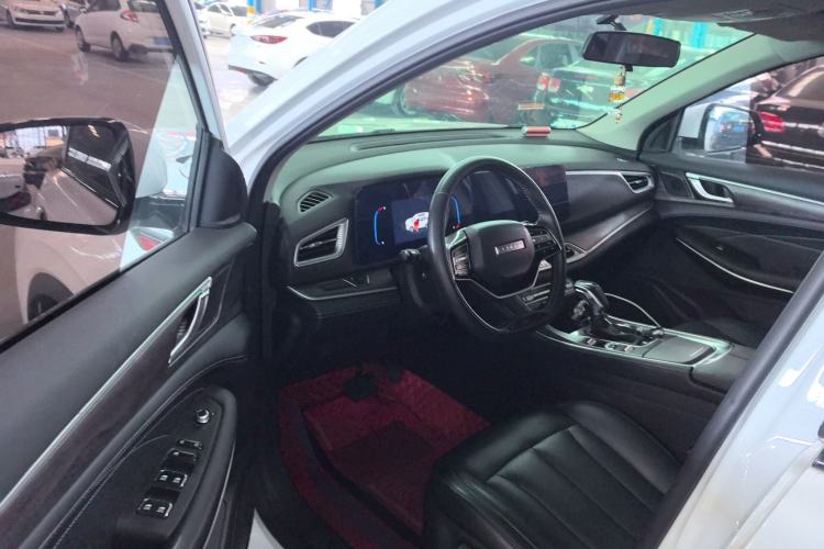 Used Dongfeng Fengon 580 2022 1.5T Automatic Luxury Version Driver Seat