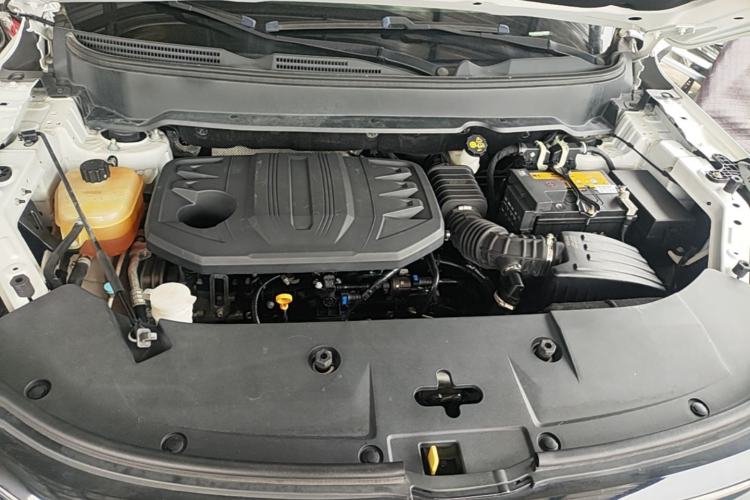 Used Dongfeng Fengon 580 2022 1.5T Automatic Luxury Version Engine Bay