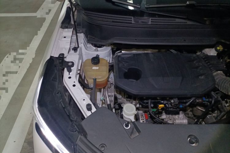 Used Dongfeng Fengon 580 2022 1.5T Automatic Enjoyment Model Engine Bay Right