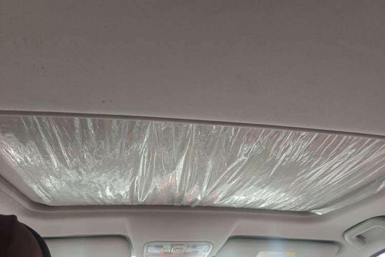 Used Dongfeng Fengon 580 2022 1.5T Automatic Luxury Version Headliner