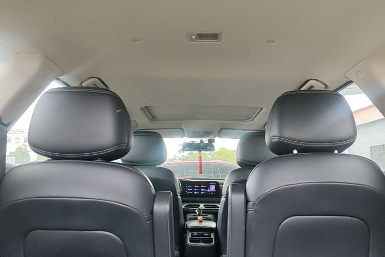 Used Dongfeng Fengon 580 2022 1.5T Automatic Luxury Version Headliner