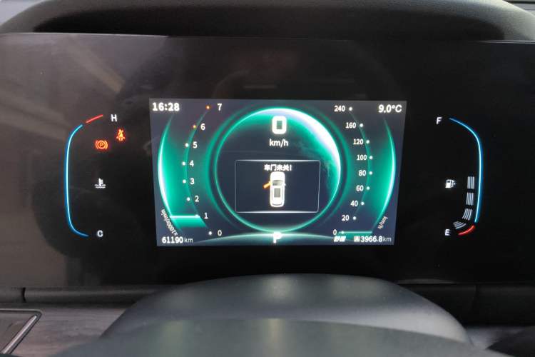 Used Dongfeng Fengon 580 2022 1.5T Automatic Enjoyment Model Instrument Cluster
