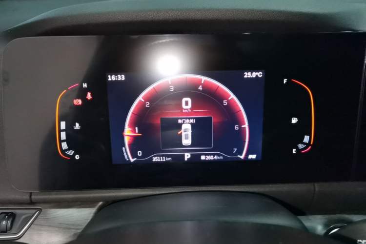 Used Dongfeng Fengon 580 2022 1.5T Automatic Luxury Edition Instrument Cluster