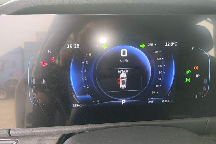 Used Dongfeng Fengon 580 2022 1.5T Automatic Luxury Version Instrument Cluster