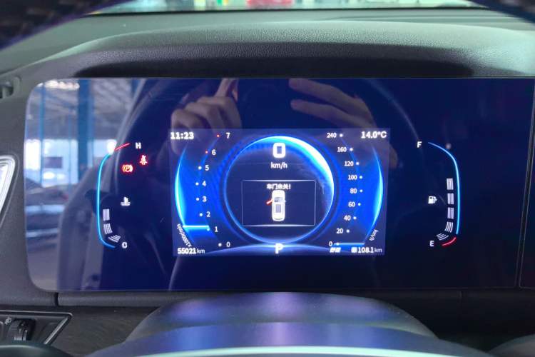 Used Dongfeng Fengon 580 2022 1.5T Automatic Luxury Version Instrument Cluster
