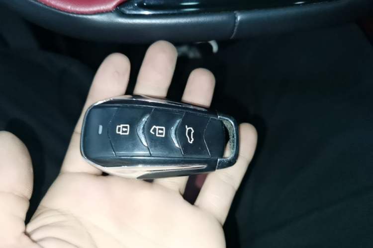 Used Dongfeng Fengon 580 2022 1.5T Automatic Luxury Edition Interior 1