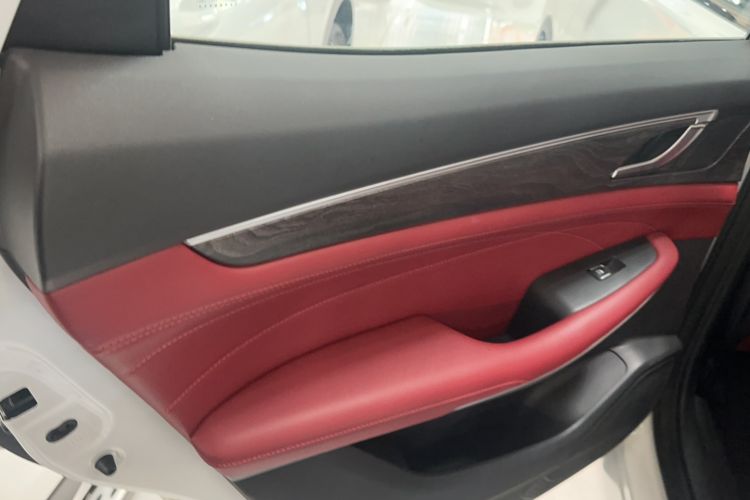 Used Dongfeng Fengon 580 2022 1.5T Automatic Luxury Edition Interior 10