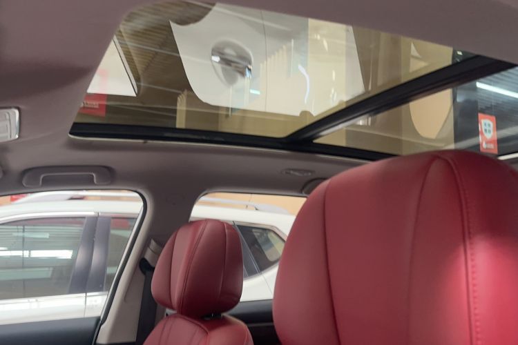Used Dongfeng Fengon 580 2022 1.5T Automatic Luxury Edition Interior 6