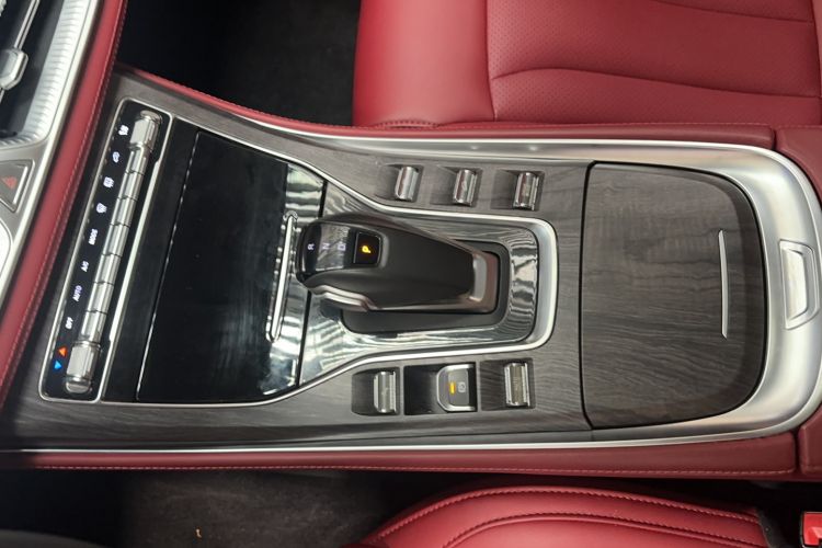Used Dongfeng Fengon 580 2022 1.5T Automatic Luxury Edition Interior 7
