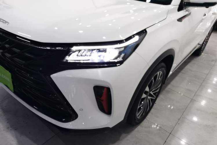 Used Dongfeng Fengon 580 2022 1.5T Automatic Luxury Edition Left Front Headlight