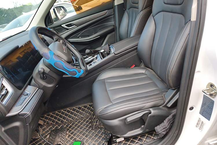 Used Dongfeng Fengon 580 2022 1.5T Automatic Luxury Version Left Front Seat