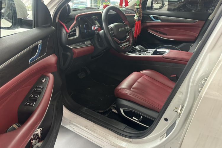 Used Dongfeng Fengon 580 2022 1.5T Automatic Luxury Edition Left Front Seat